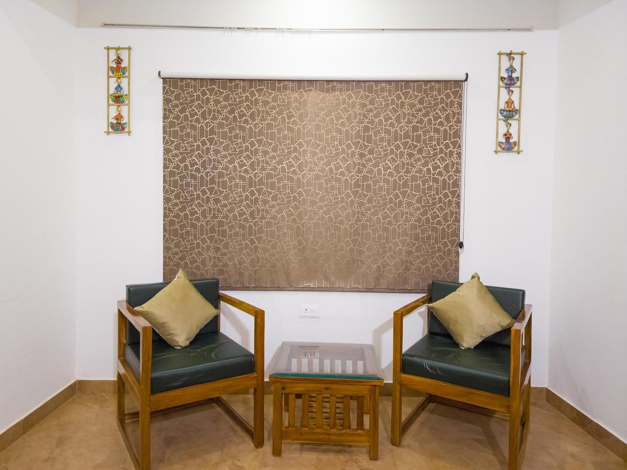 Amritara Ramila Kutir Hotel Ayodhya Bagian luar foto